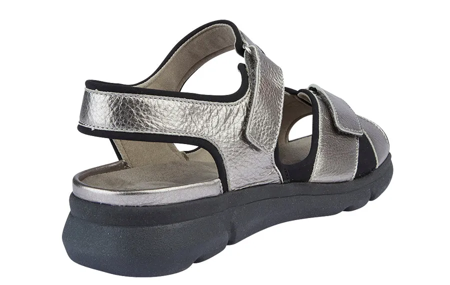 ARA WALKABOUT METALLIC