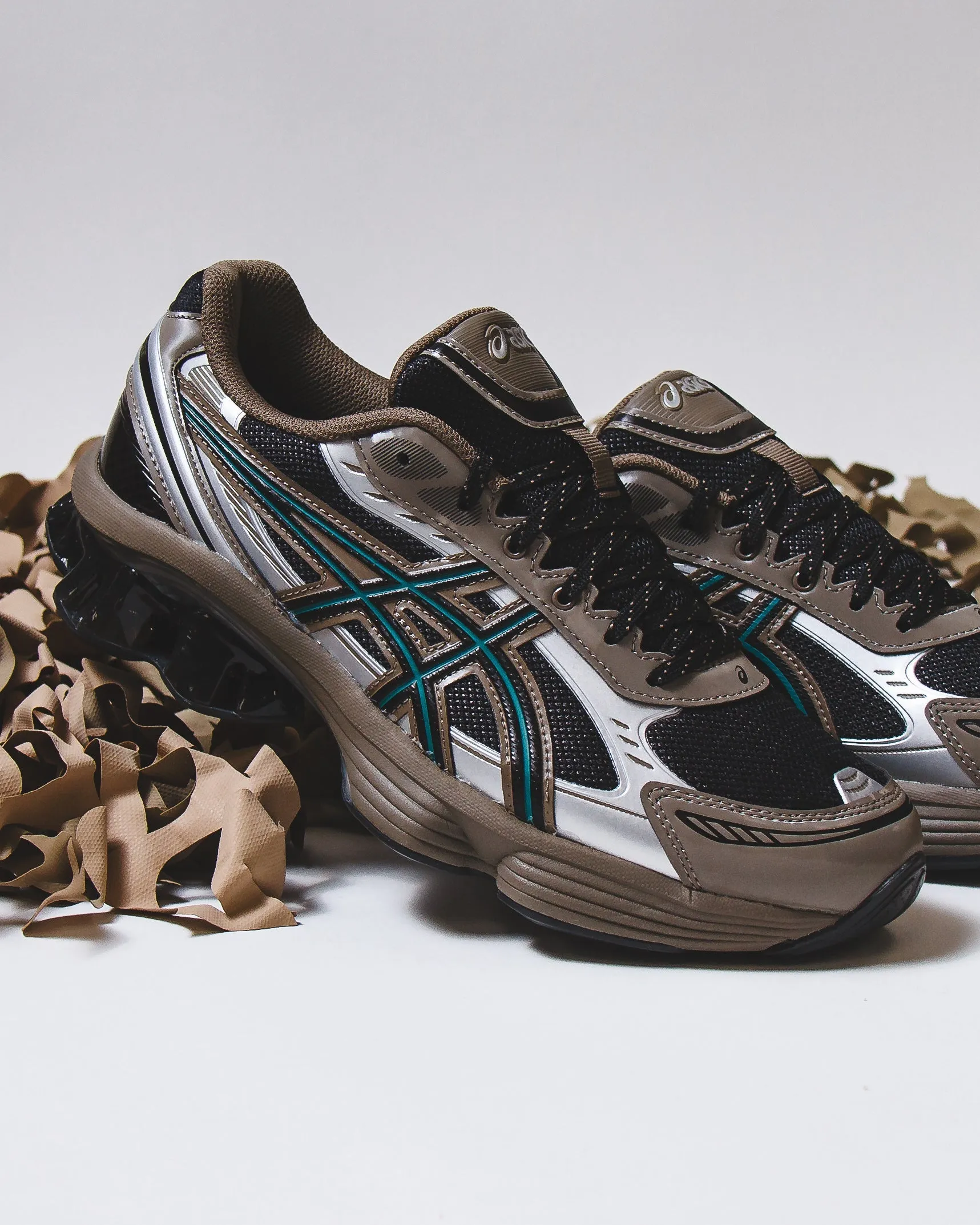 Asics Men Gel-Kinetic Fluent Black Dark Taupe 1203A737-002