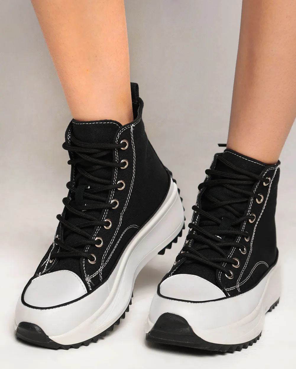 No Pressure Platform Lace-Up Sneakers