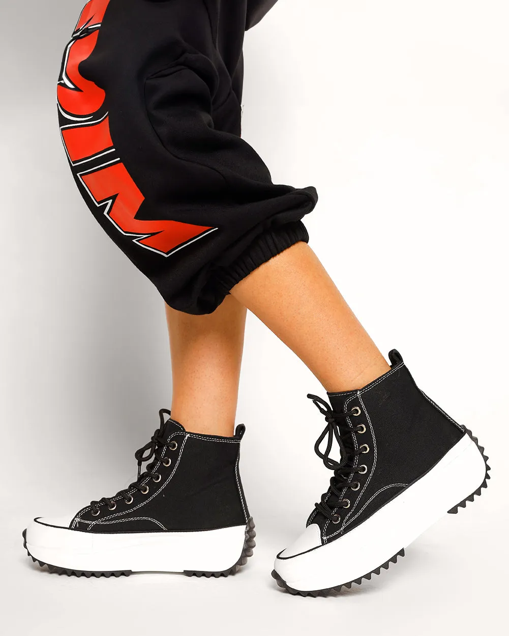 No Pressure Platform Lace-Up Sneakers