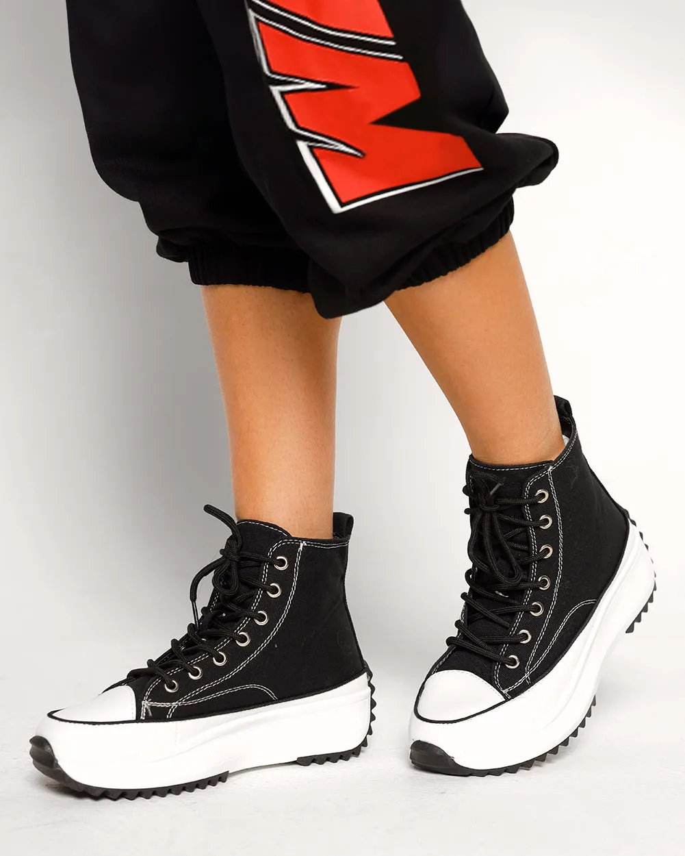 No Pressure Platform Lace-Up Sneakers