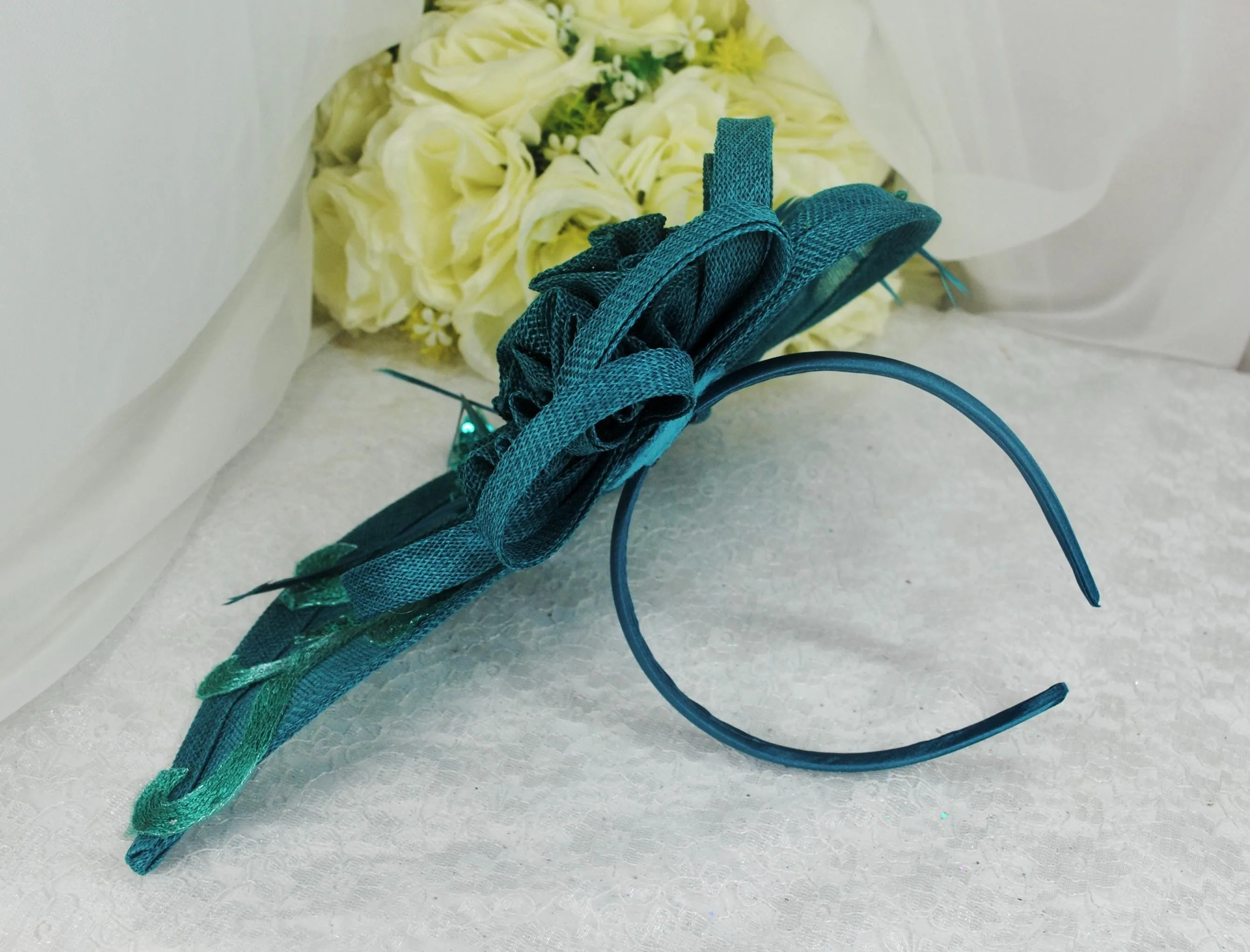 Stunning Teal Pumps Clutch Bag and Fascinator Hat. UK5/US7.5
