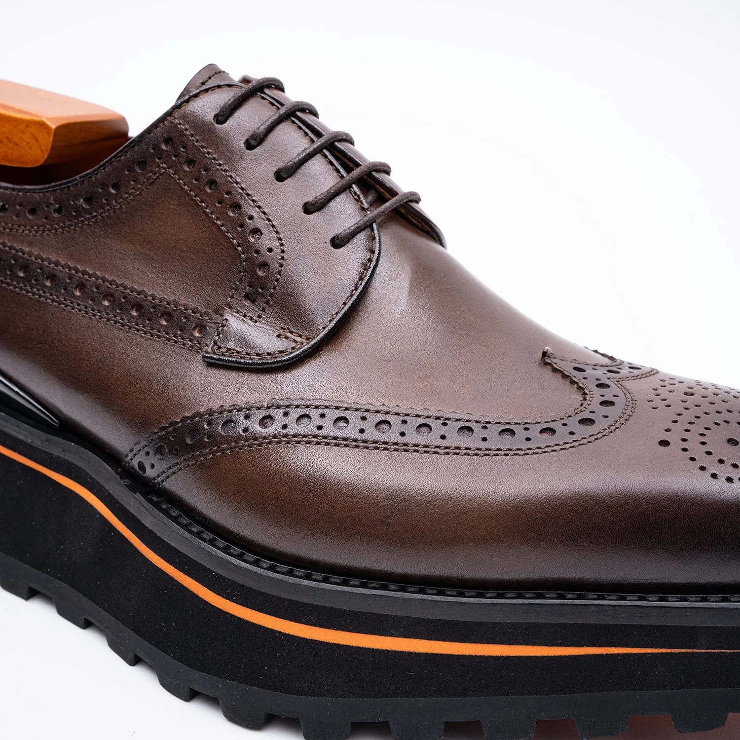 Thick-soled calfskin formal brogue derby shoes coffee
