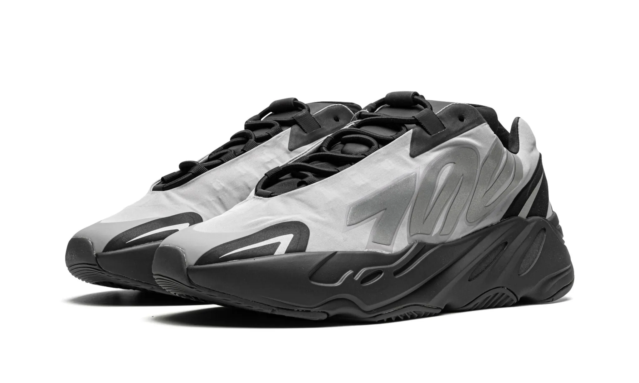 YEEZY 700 MNVN METALLIC